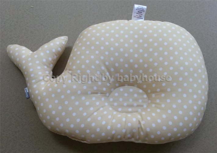 หมอนหลุม 9029 สีครีมรูปปลา TomTom