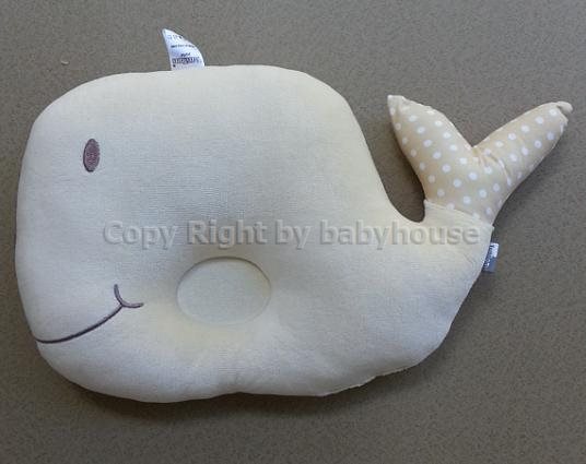 หมอนหลุม 9029 สีครีมรูปปลา TomTom